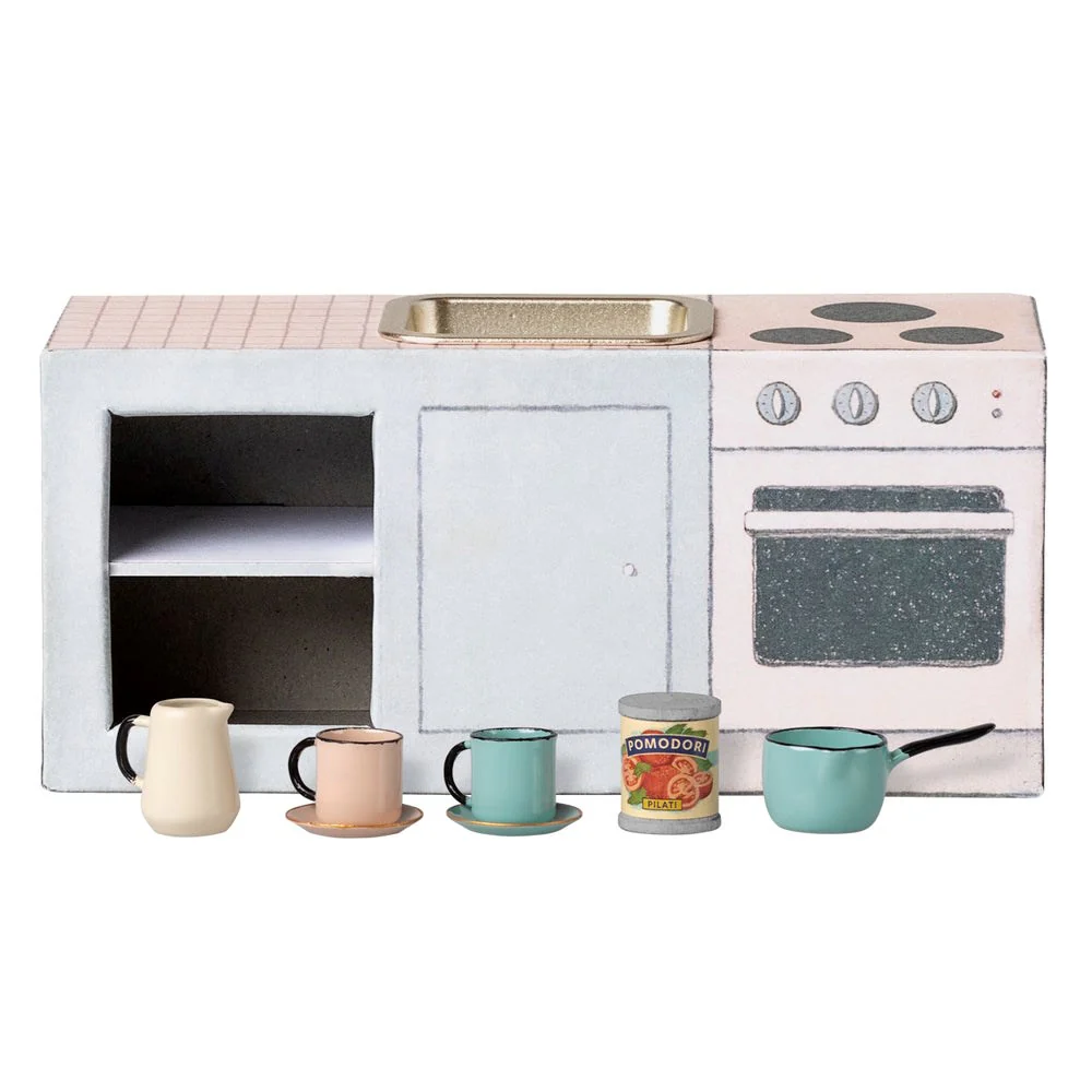 Maileg - Kitchen Counter Mouse