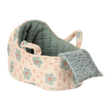 Maileg - Carry Cot Baby Mouse - Blue