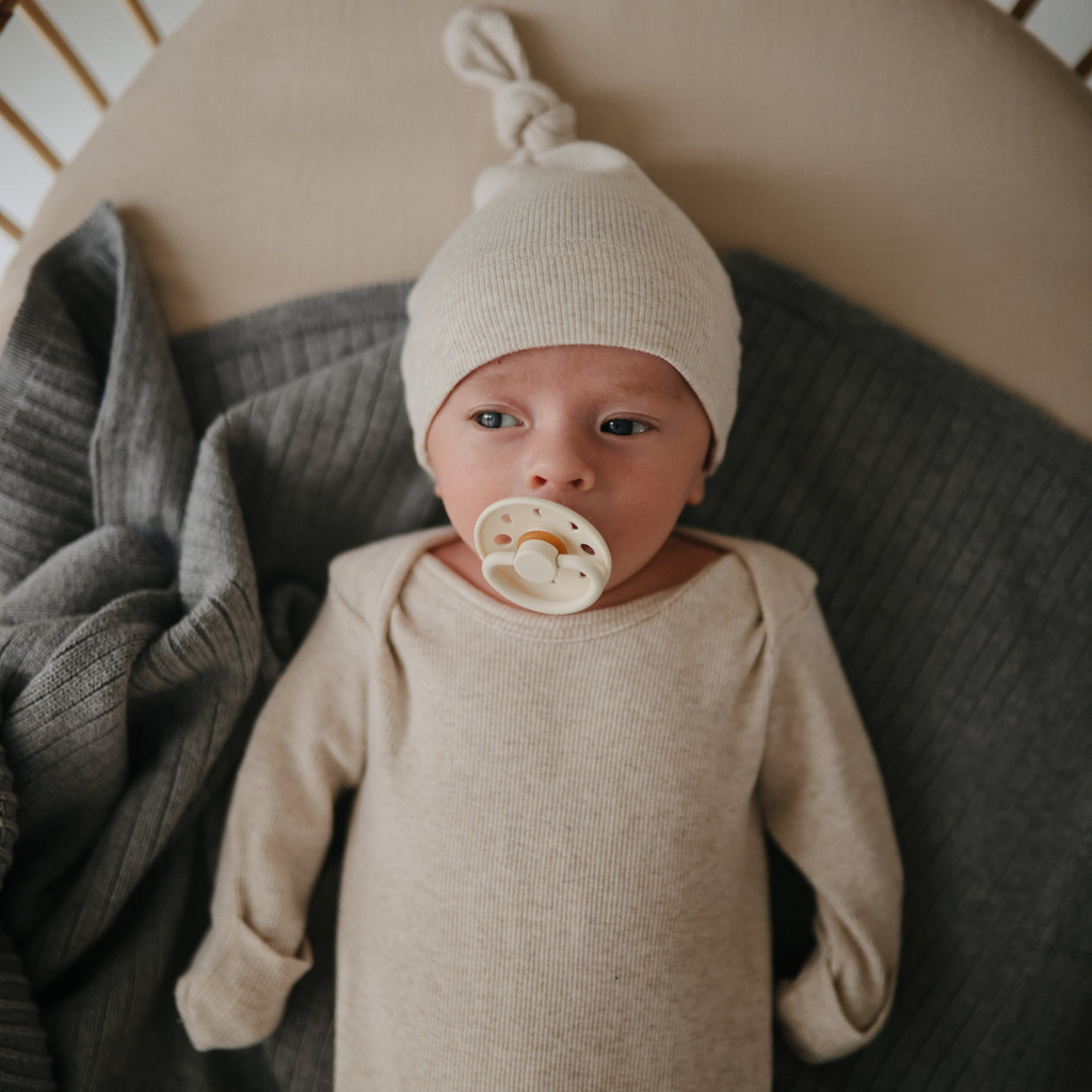 Mushie - Knitted Baby Blanket Ribbed - Smoke