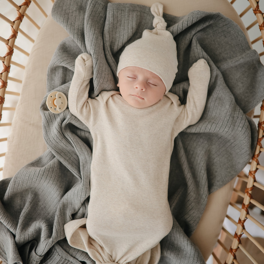 Mushie - Knitted Baby Blanket Ribbed - Smoke