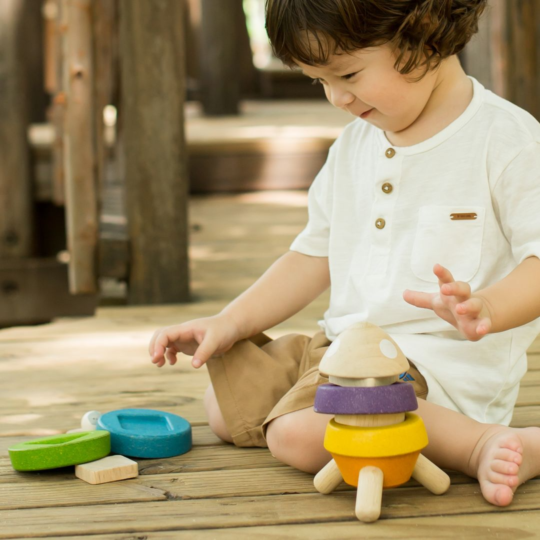 Plan Toys - Stacking Rocket