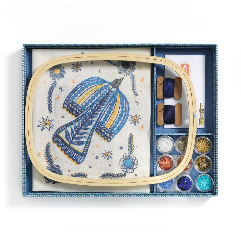 Djeco - Atelier 59 - Bird Beadwork Embroidery Kit