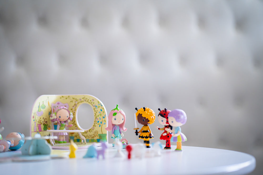 Tinyly - Lily & Silvestre