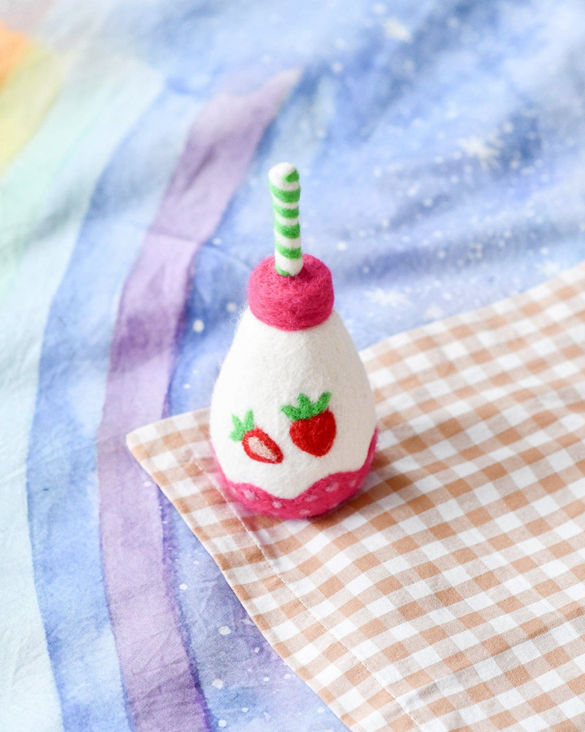 Tara Treasures - Felt Sparkling Strawberry Fruit Juice Bottle
