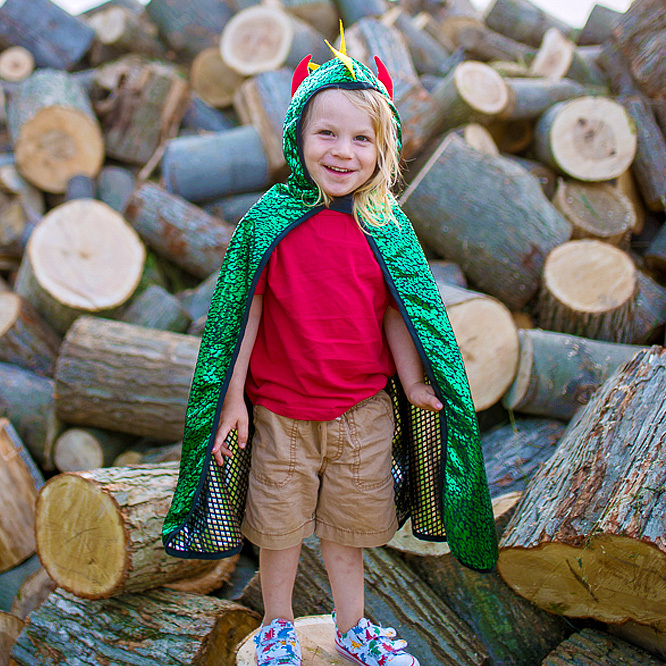 Great Pretenders - Reversible Dragon Knight Cape - Size 5-6