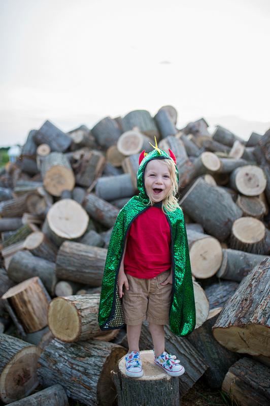 Great Pretenders - Reversible Dragon Knight Cape - Size 5-6