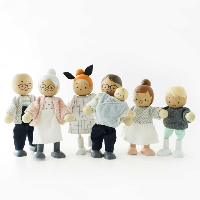 Le Toy Van - Dolls House Family - 7pc