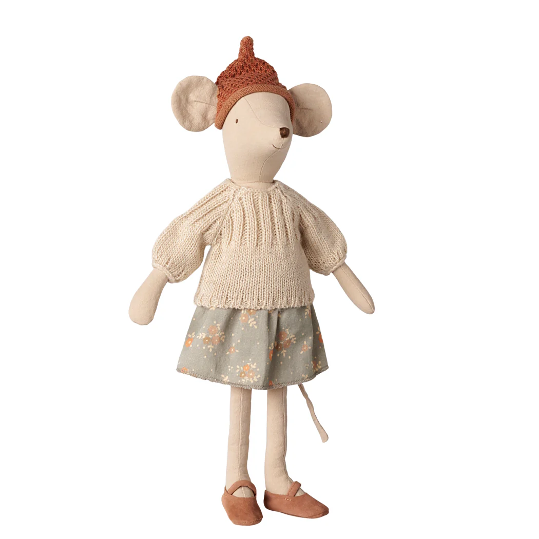 Maileg - Mouse Medium in Skirt & Sweater - PRE ORDER DUE LATE OCTOBER