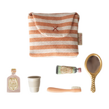 Maileg - Toothbrush Set Mouse Coral  PREORDER ONLY DUE APR