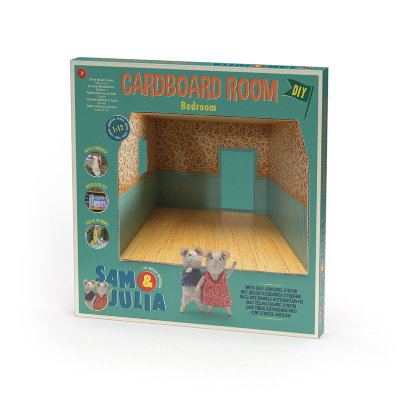 Sam & Julia - Cardboard Room - Master Bedroom