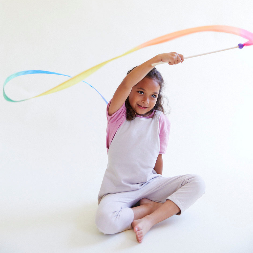 Sarah's Silks - Rainbow Streamer Large