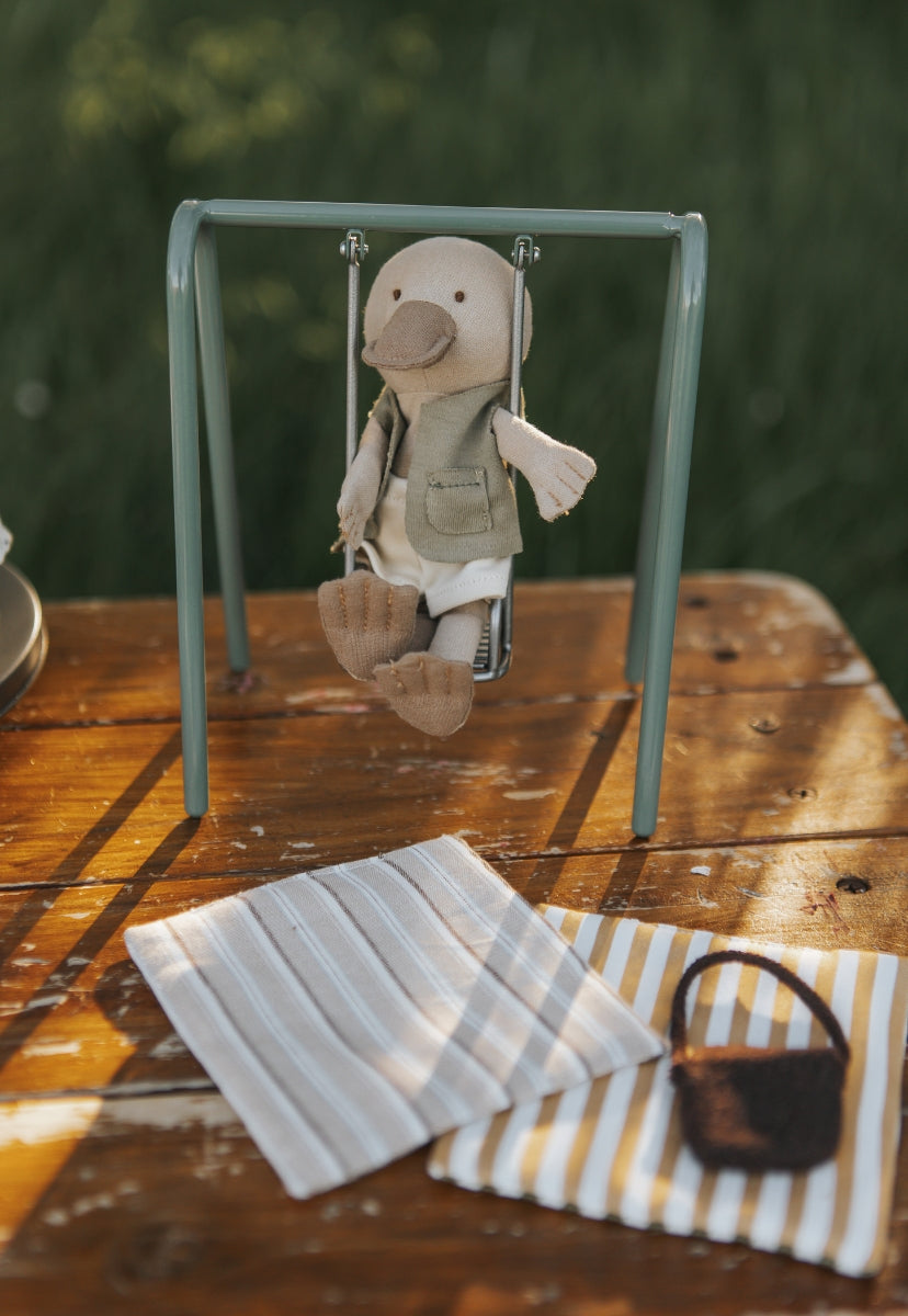 Rugaroo - The Bushwalker Platypus