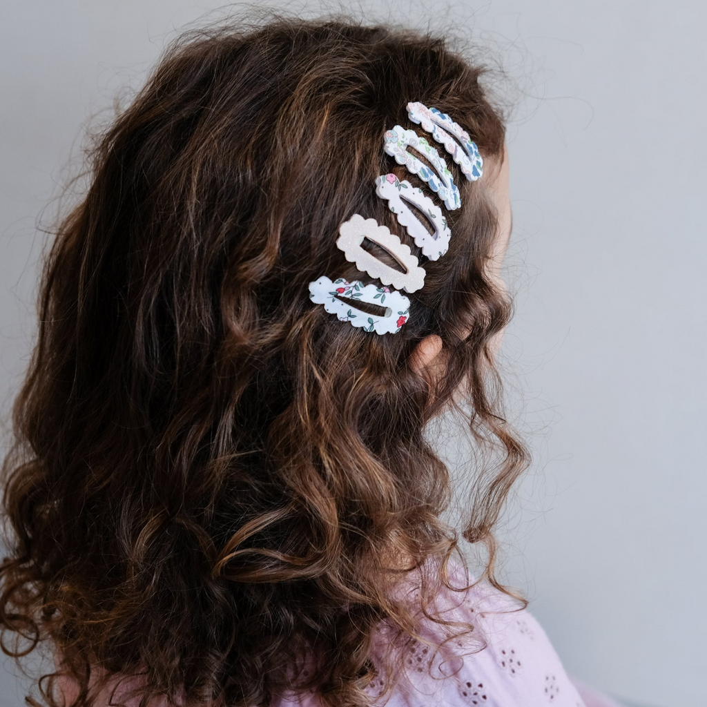 Mimi & Lula - Scalloped Floral Mini Clic Clacs