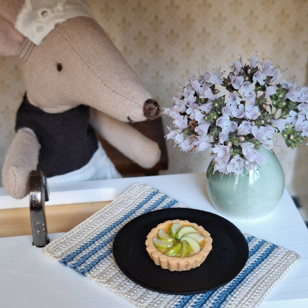 Ratatouille Miniatures - Apple Tart