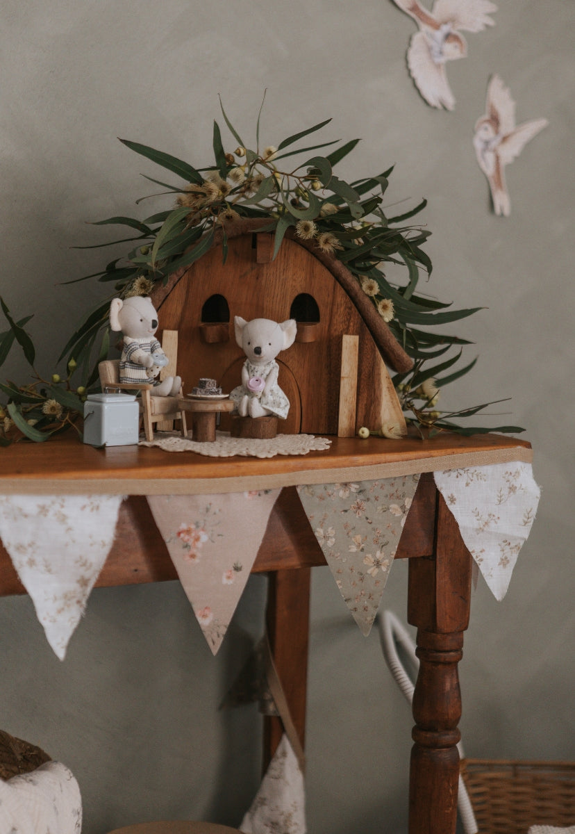 Rugaroo - Bindi The Doe Koala