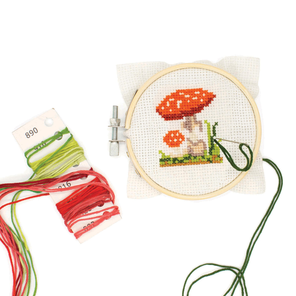 MINI CROSS STITCH EMBROIDERY KIT - MUSHROOM