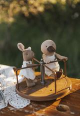 Rugaroo - Playground Carousel Earth