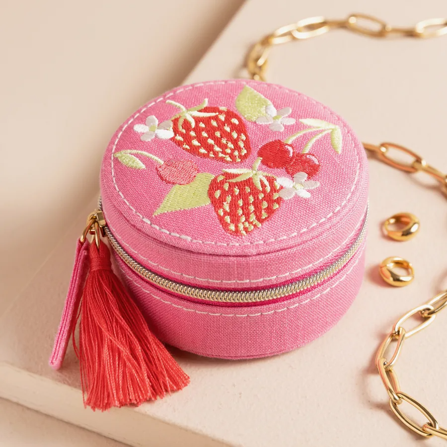 Embroidered Jewellery Case Round Small - Strawberry