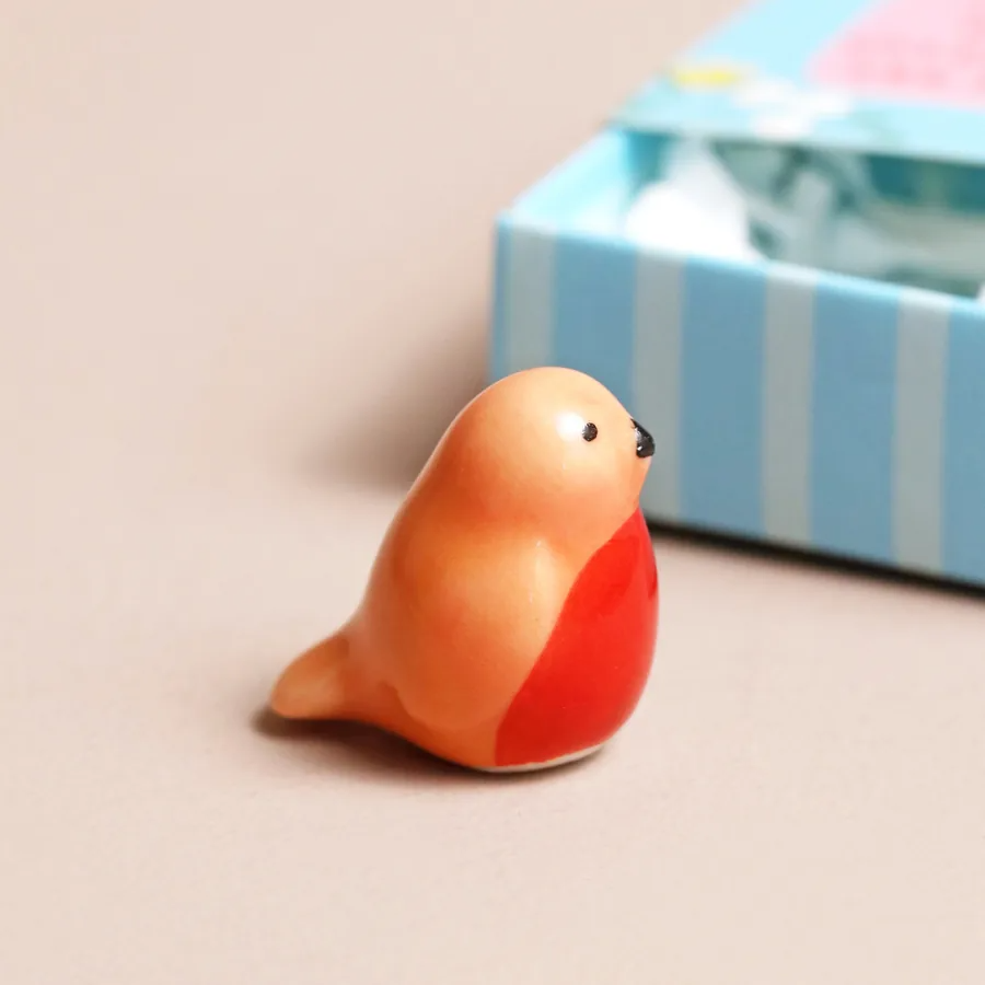 Tiny Matchbox Token - Robin