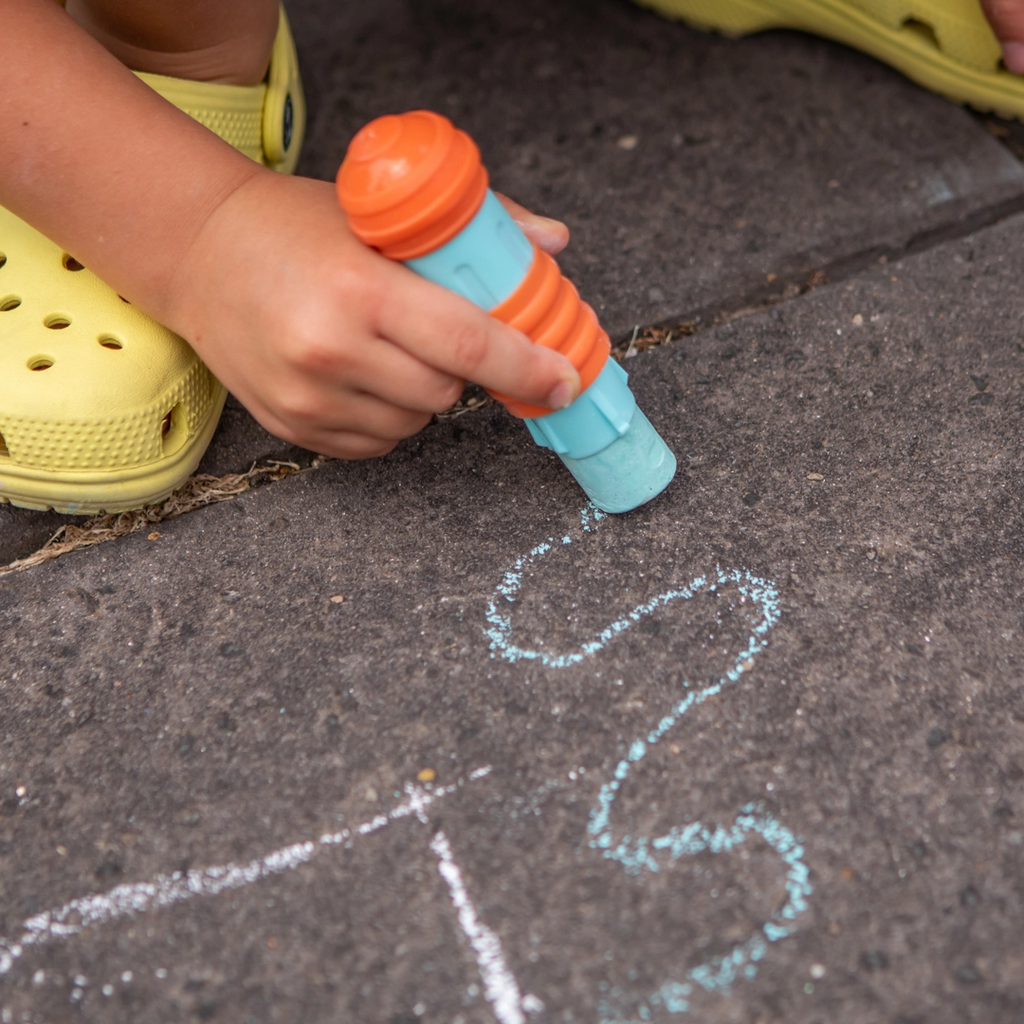 CHALK SET - 10pc + HOLDER