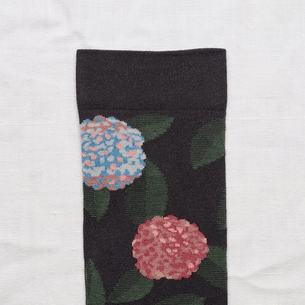 Bonne Maison Socks - Gros Câlin - Hydrangea Night