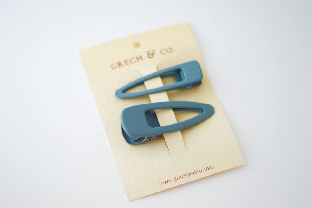 MATTE HAIR CLIPS - SET OF 2