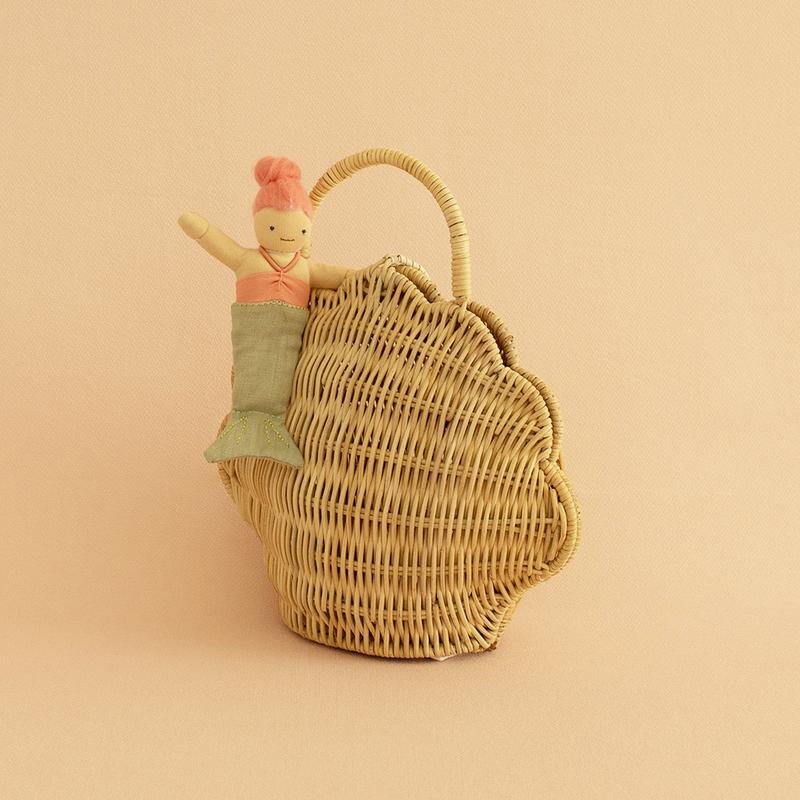 Rattan Shell Bag