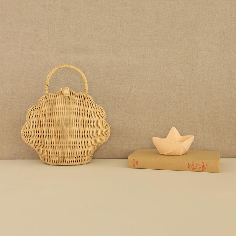 Rattan Shell Bag